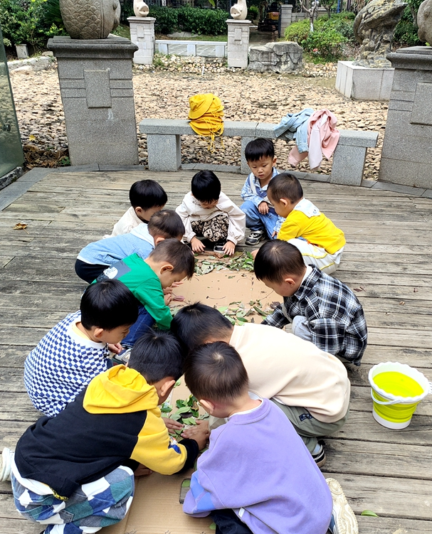 71cd1b51117462b9b3828b8fed92f605.png 71cd1b51117462b9b3828b8fed92f605.png