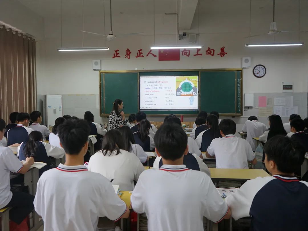 959751275a82e415919e8ede024b71da.jpg 959751275a82e415919e8ede024b71da.jpg