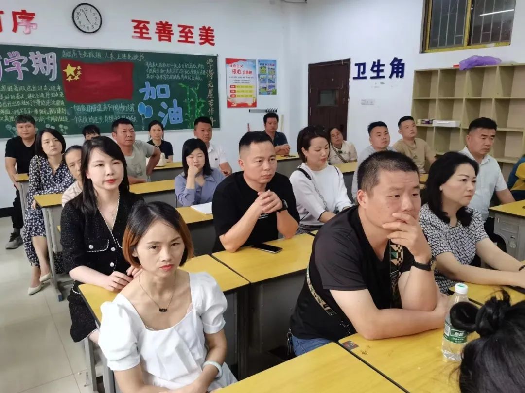 b2604899c303680c0b5ea8e054dc1e08.jpg b2604899c303680c0b5ea8e054dc1e08.jpg