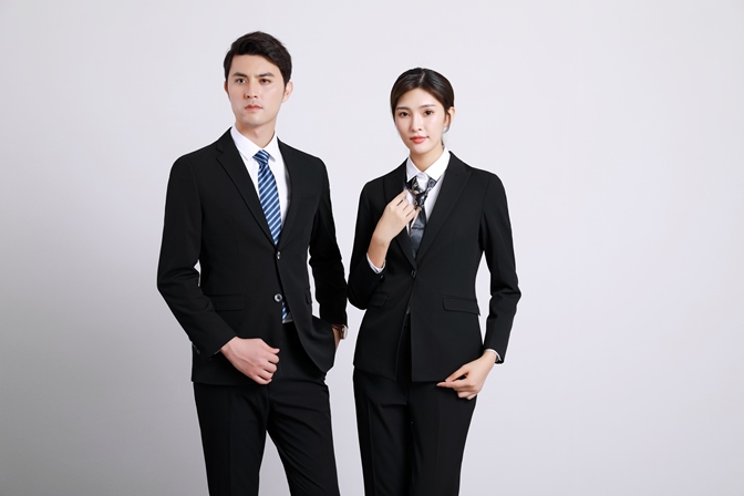 工作服抵工資,誰家規(guī)矩?